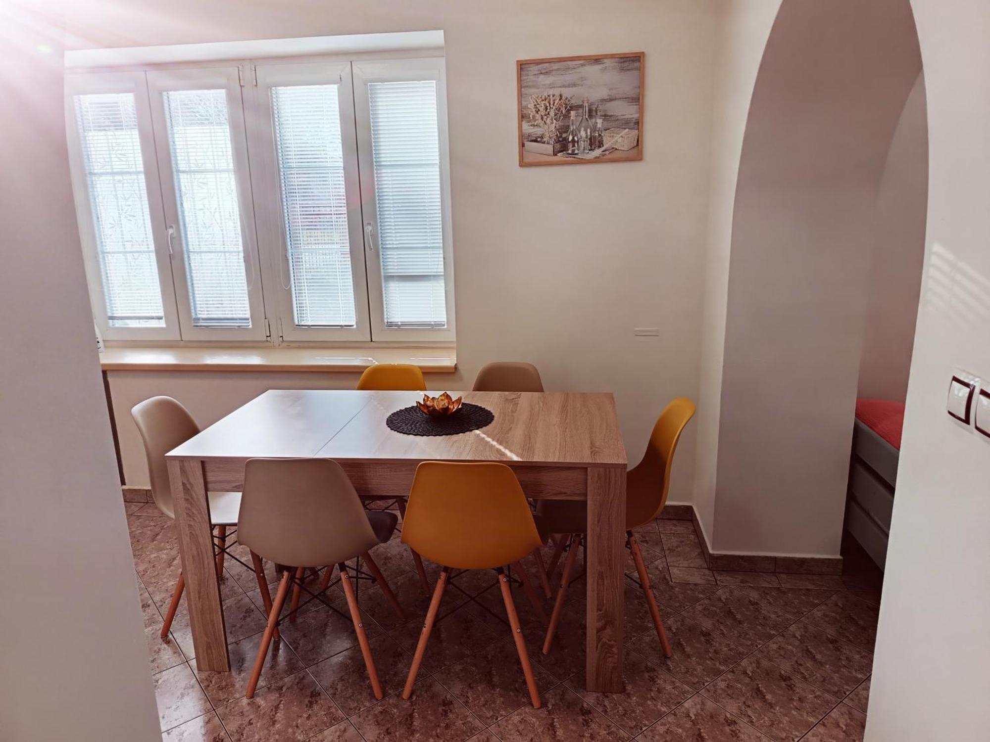 Kristyna Apartment *